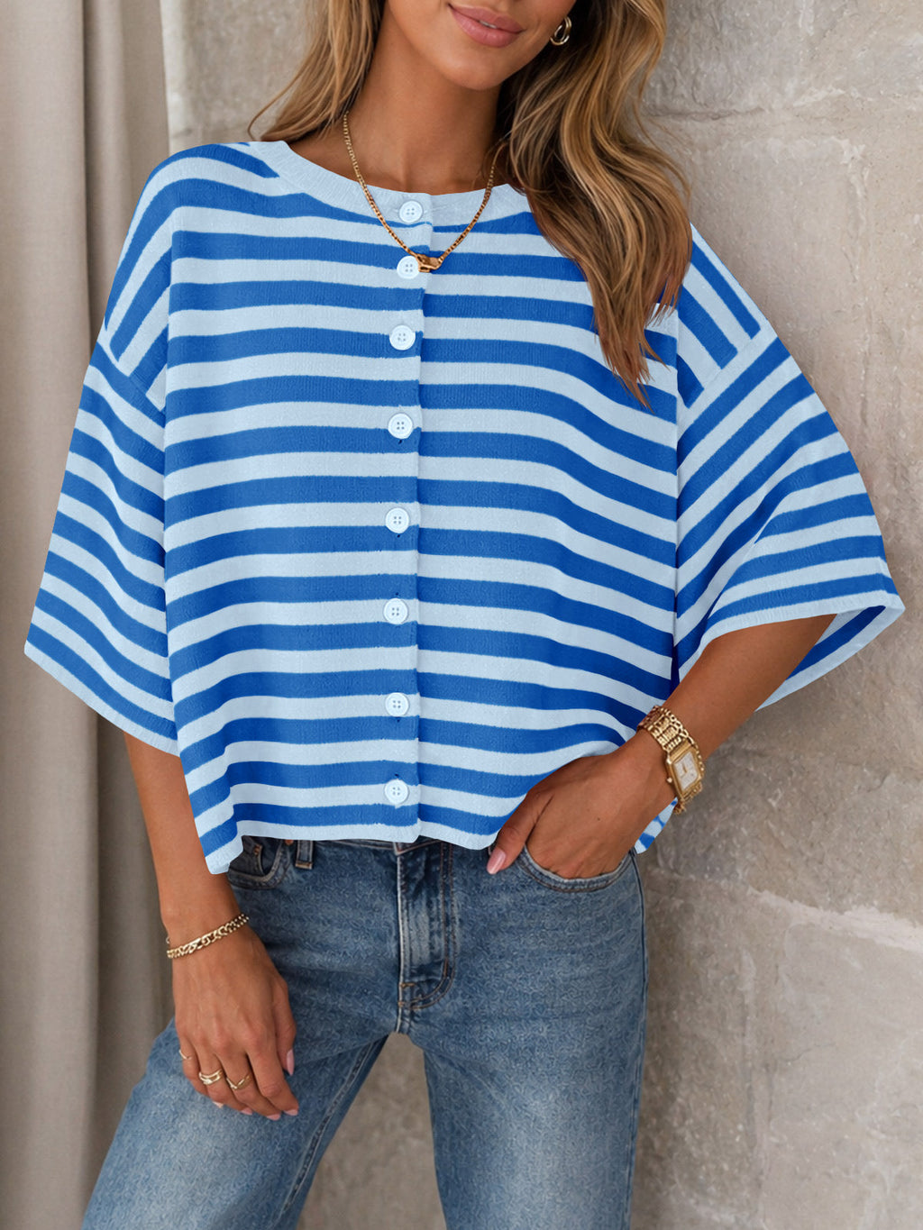 usvara Women Striped Cropped Cardigan