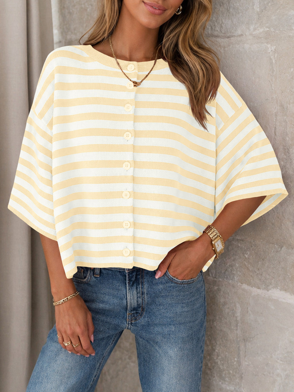 usvara Women Striped Cropped Cardigan
