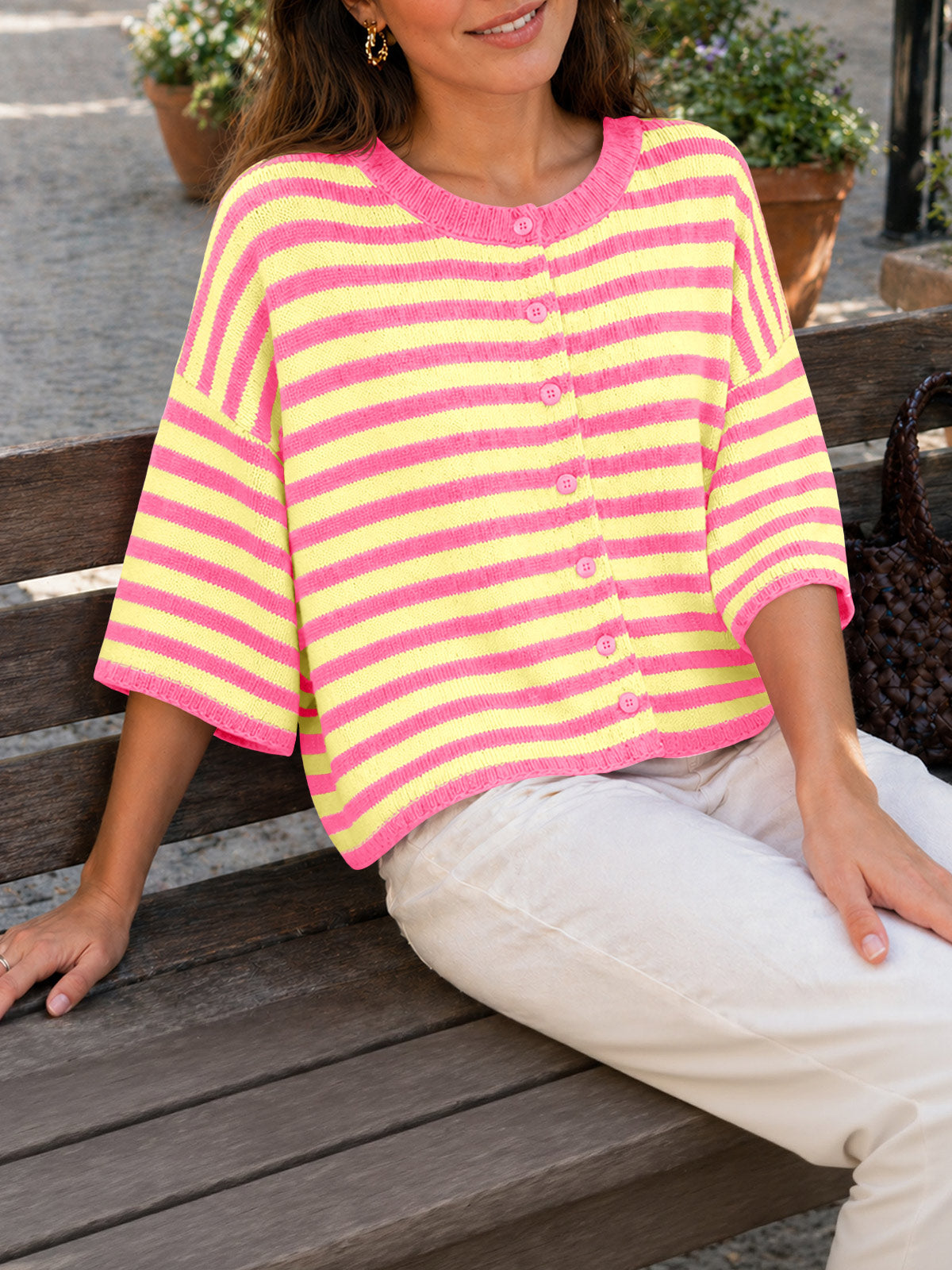 usvara Women Striped Cropped Cardigan