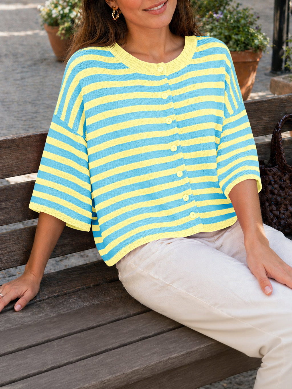 usvara Women Striped Cropped Cardigan