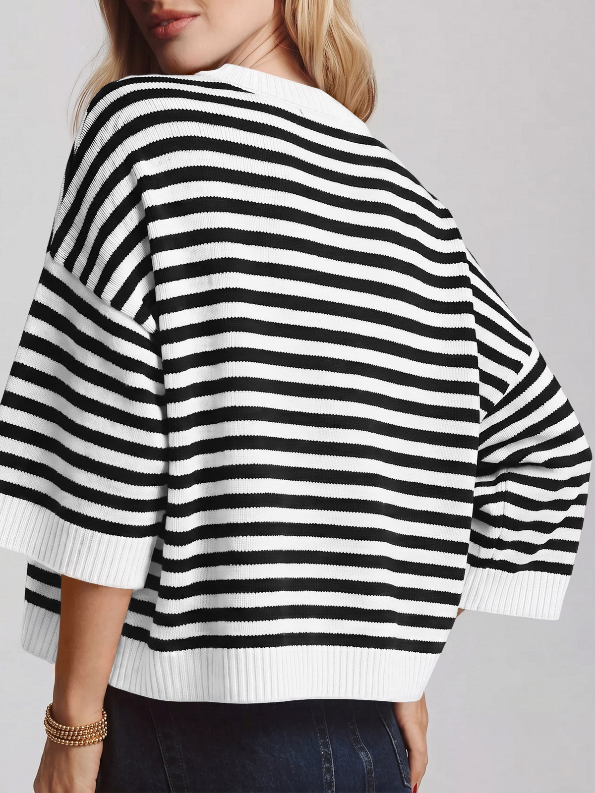 usvara Women Striped Short Sleeve Knit Top
