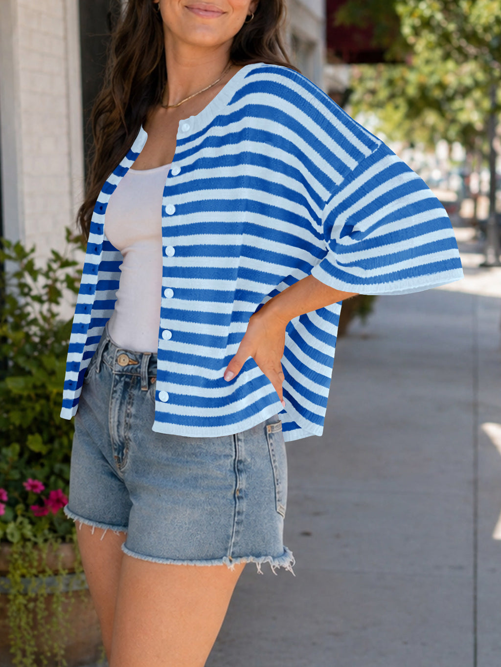 usvara Women Striped Cropped Cardigan