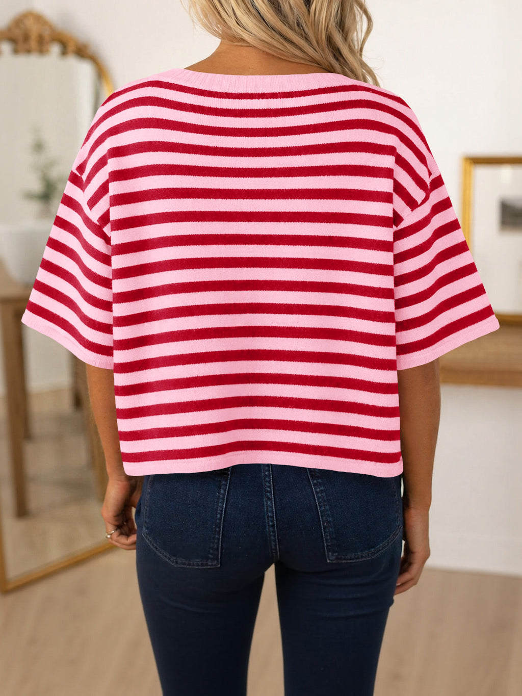 usvara Women Striped Cropped Cardigan