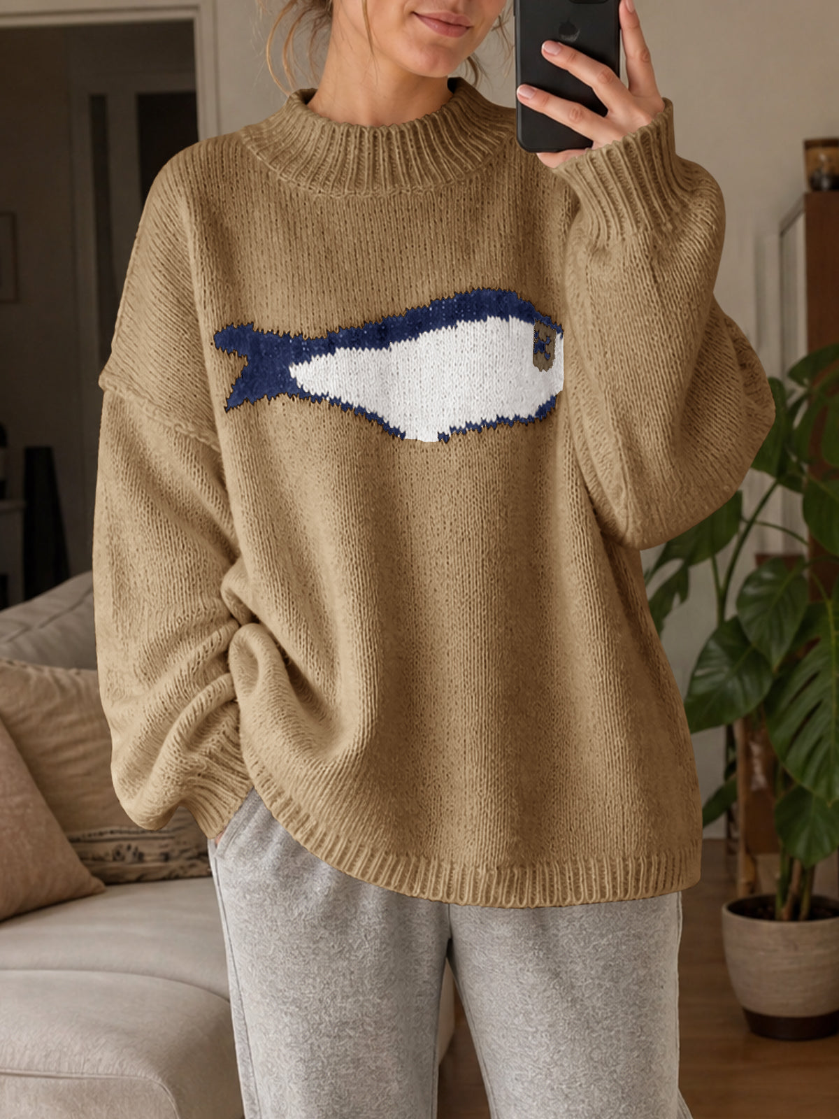usvara Womens Fish Graphic Oversized Sweater