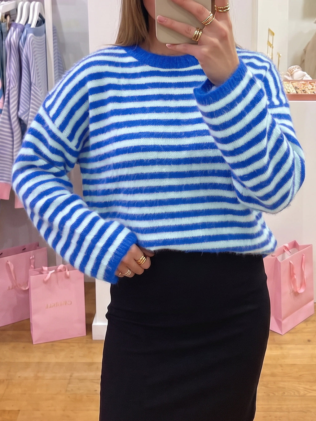 usvara Womens Fuzzy Crew Neck Striped Sweaters