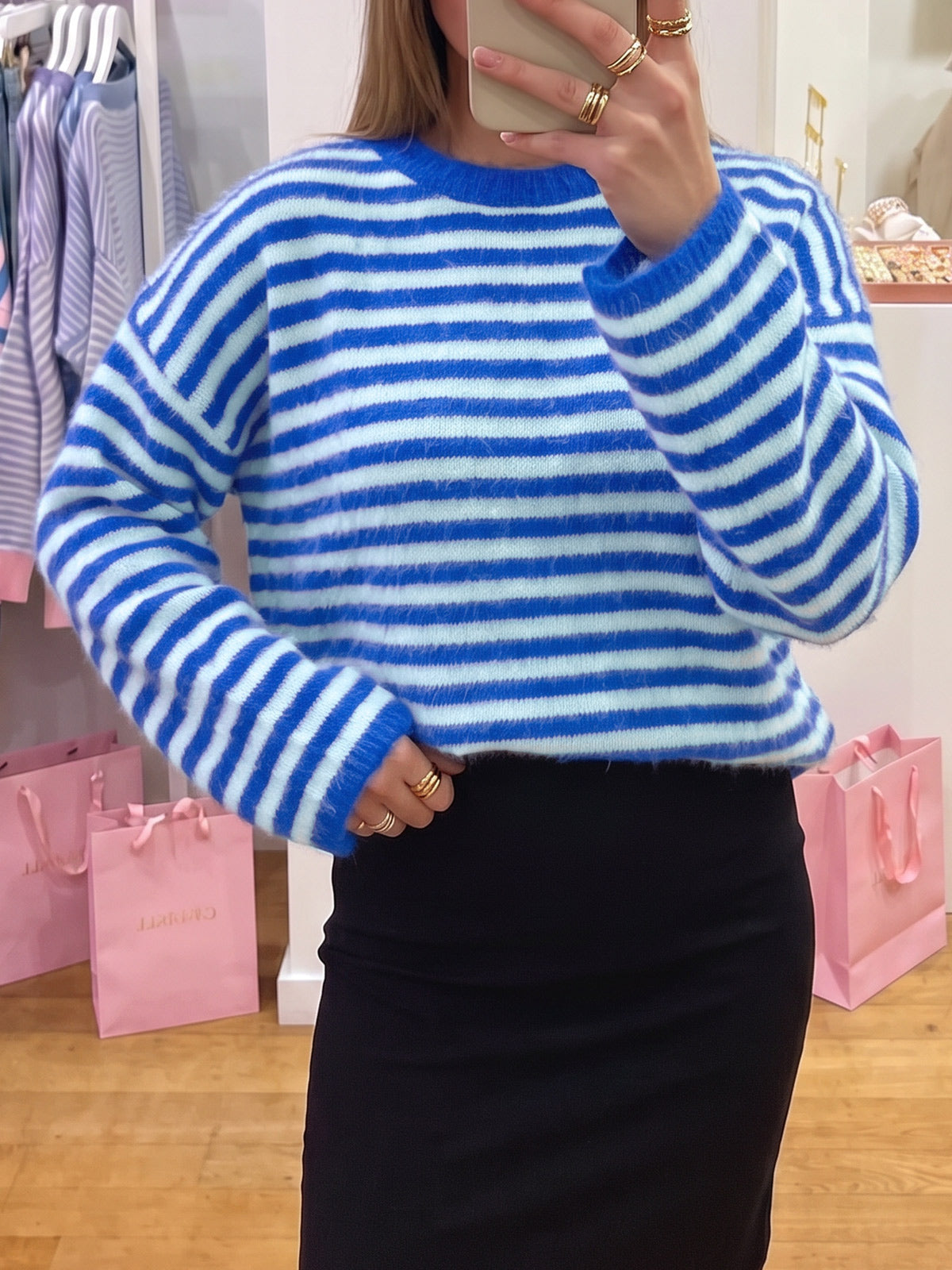 usvara Womens Fuzzy Crew Neck Striped Sweaters