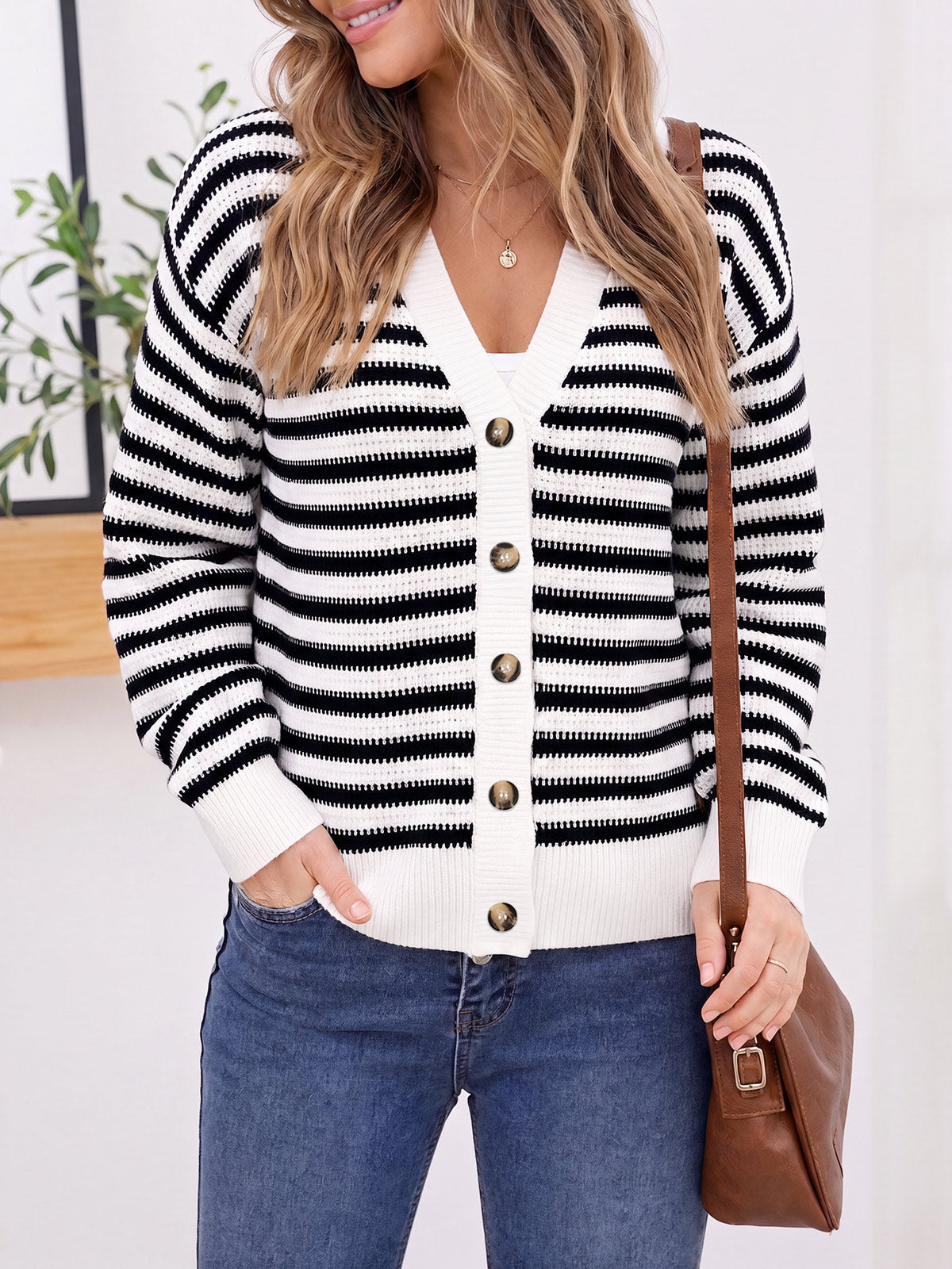 usvara Womens Striped V Neck Cardigan