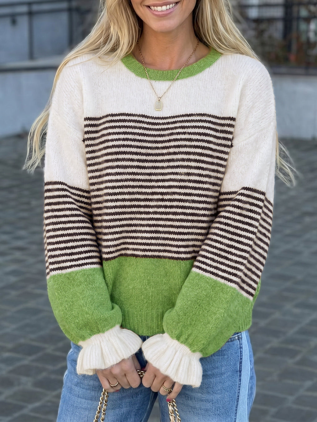 usvara Women Ruffle Sleeve Sweater