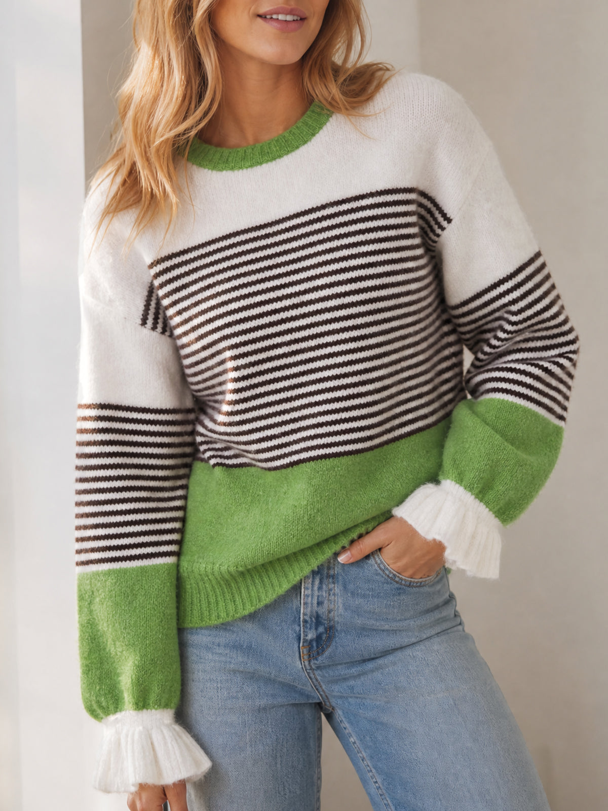 usvara Women Ruffle Sleeve Sweater