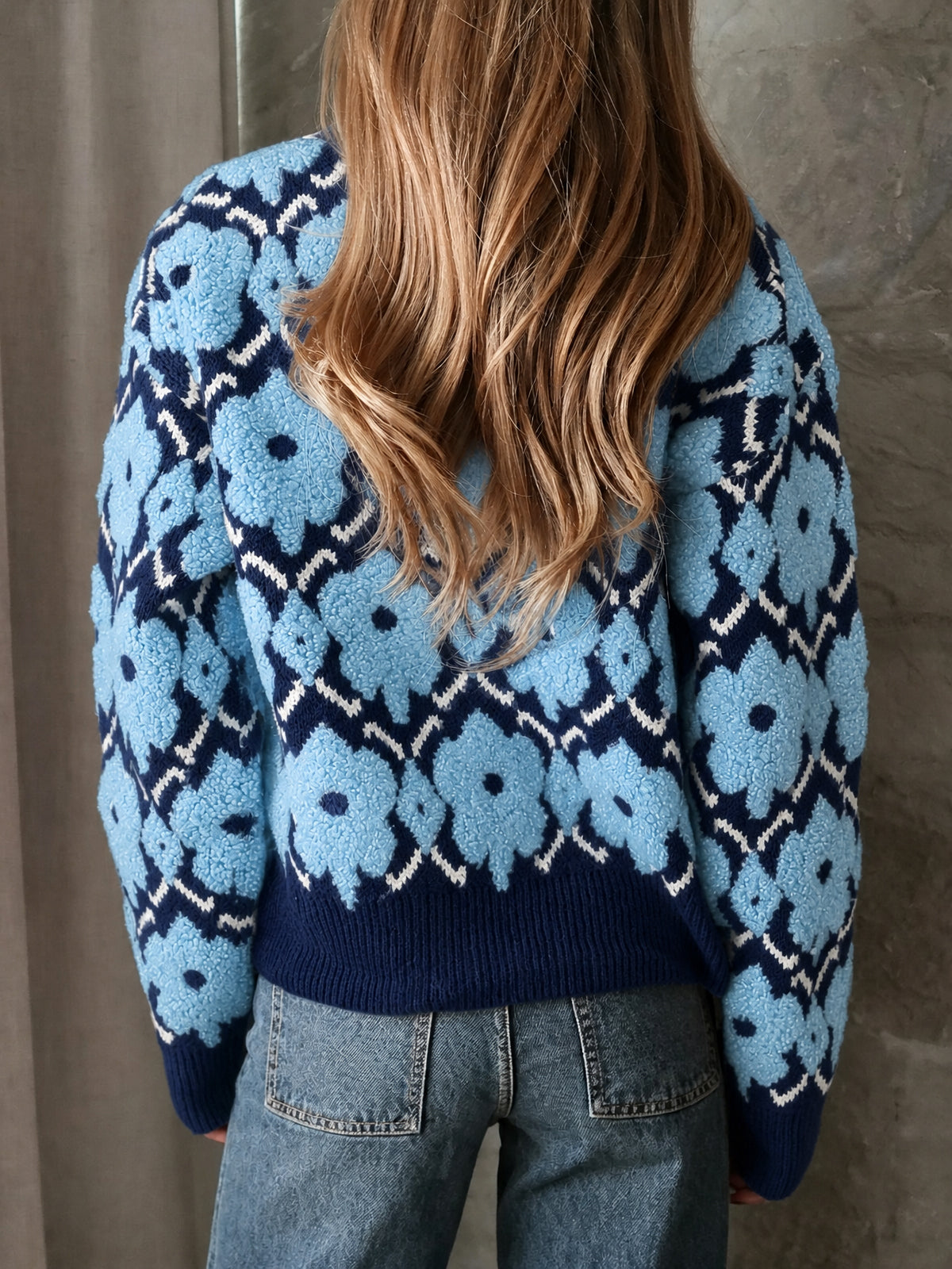 usvara Women Floral Knit Sweaters